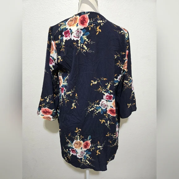 Navy Blue Kimono Duster Coverup with Floral Print Size Medium - Picture 5 of 10